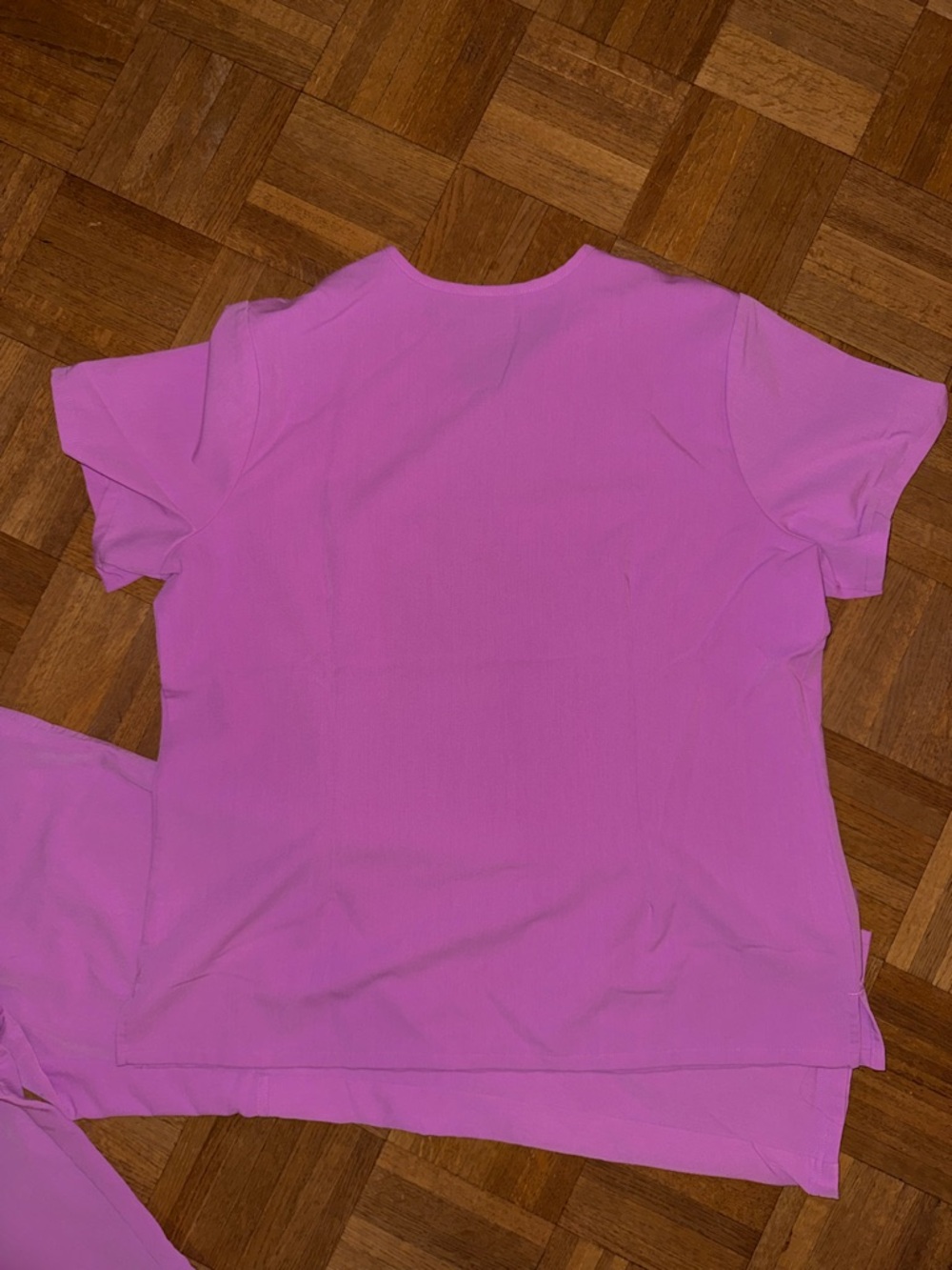 Figs Pink Cloud Scrub set Catarina top XL and straight leg bottoms large - Picture 4 of 6